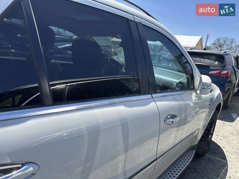 Позашляховик / Кросовер Mercedes-Benz M-Class 2011 в Дрогобичі