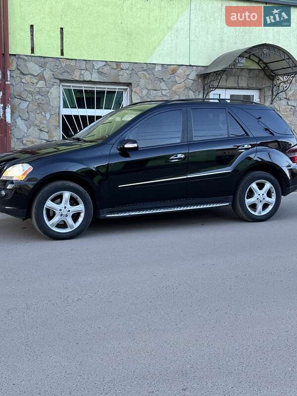 Mercedes-Benz M-Class 2007