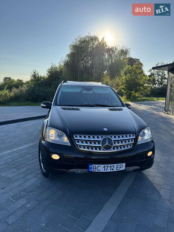 Внедорожник / Кроссовер Mercedes-Benz M-Class 2007 в Львове