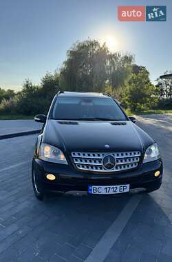 Внедорожник / Кроссовер Mercedes-Benz M-Class 2007 в 