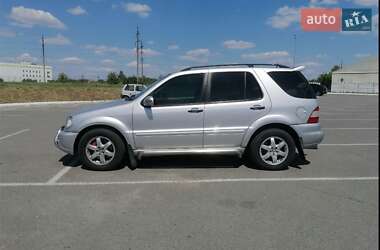 Внедорожник / Кроссовер Mercedes-Benz M-Class 2003 в Полтаве