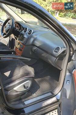 Внедорожник / Кроссовер Mercedes-Benz M-Class 2008 в 