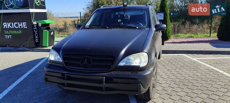 Mercedes-Benz M-Class 2003