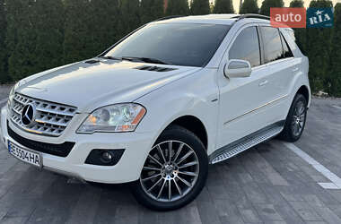 Внедорожник / Кроссовер Mercedes-Benz M-Class 2009 в 
