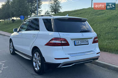 Внедорожник / Кроссовер Mercedes-Benz M-Class 2015 в 