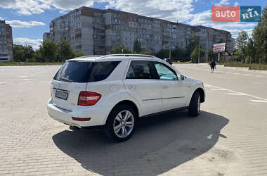 Внедорожник / Кроссовер Mercedes-Benz M-Class 2011 в 
