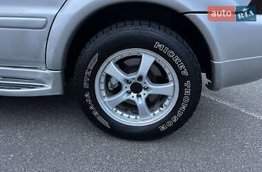 Внедорожник / Кроссовер Mercedes-Benz M-Class 2001 в 