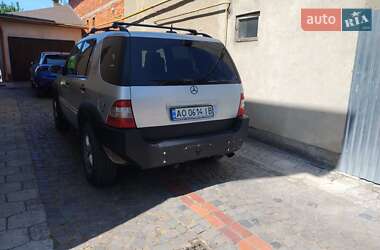 Внедорожник / Кроссовер Mercedes-Benz M-Class 2002 в 