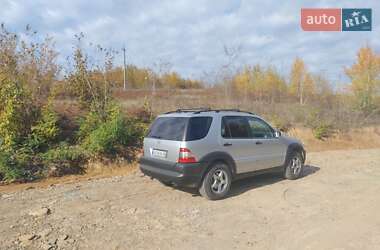 Внедорожник / Кроссовер Mercedes-Benz M-Class 2002 в 