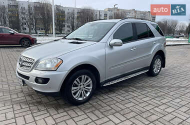 Внедорожник / Кроссовер Mercedes-Benz M-Class 2007 в 