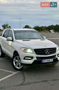 Внедорожник / Кроссовер Mercedes-Benz M-Class 2012 в Одессе