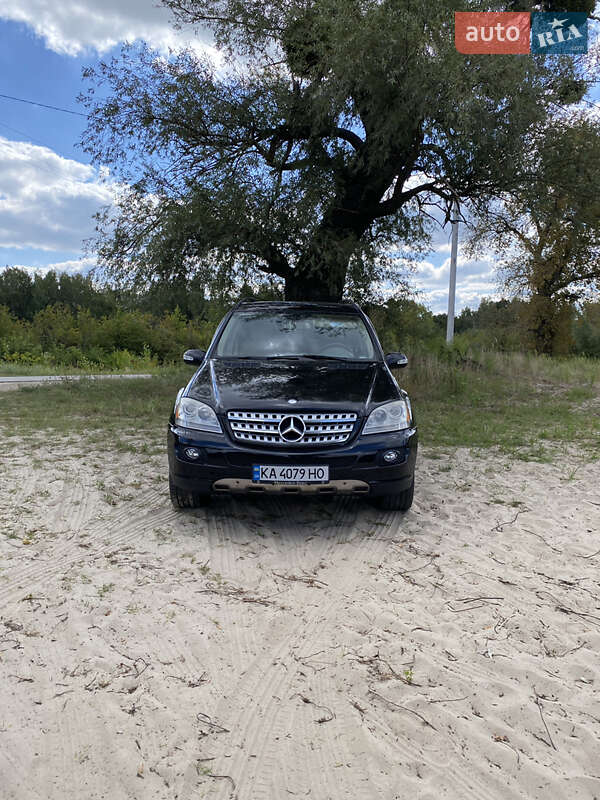 Внедорожник / Кроссовер Mercedes-Benz M-Class 2008 в Киеве