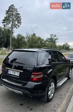Внедорожник / Кроссовер Mercedes-Benz M-Class 2006 в 