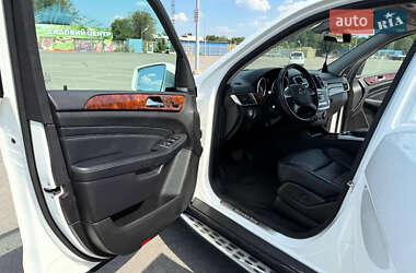 Внедорожник / Кроссовер Mercedes-Benz M-Class 2015 в 