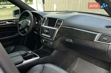 Внедорожник / Кроссовер Mercedes-Benz M-Class 2014 в 