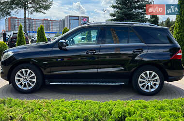 Внедорожник / Кроссовер Mercedes-Benz M-Class 2012 в 