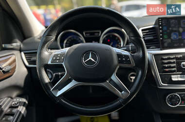 Внедорожник / Кроссовер Mercedes-Benz M-Class 2012 в 