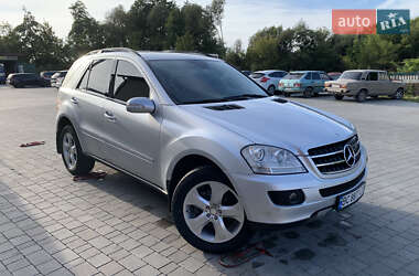 Позашляховик / Кросовер Mercedes-Benz M-Class 2006 в Бродах