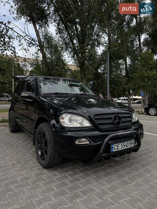 Позашляховик / Кросовер Mercedes-Benz M-Class 2003 в Чернівцях