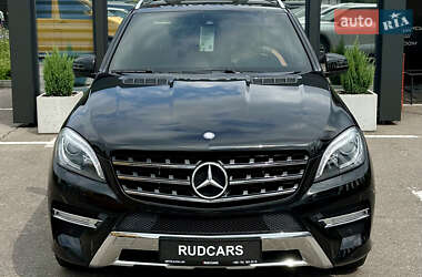 Позашляховик / Кросовер Mercedes-Benz M-Class 2012 в 