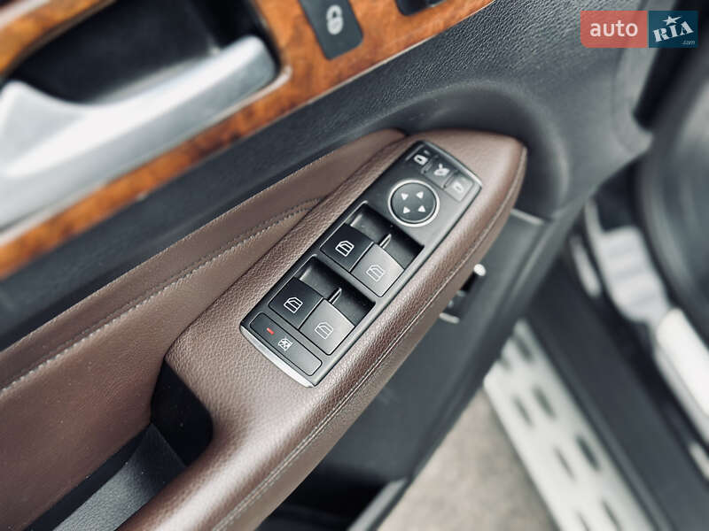 Внедорожник / Кроссовер Mercedes-Benz M-Class 2012 в Кременчуге
