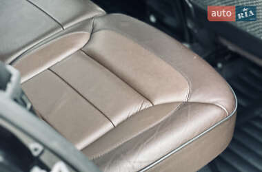 Позашляховик / Кросовер Mercedes-Benz M-Class 2012 в 