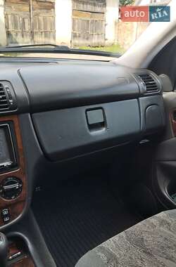 Внедорожник / Кроссовер Mercedes-Benz M-Class 2001 в 