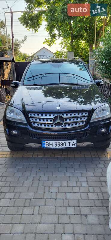 Mercedes-Benz M-Class 2007