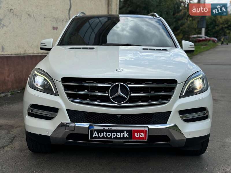 Внедорожник / Кроссовер Mercedes-Benz M-Class 2013 в Виннице