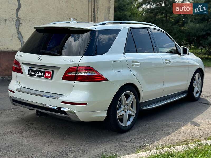 Внедорожник / Кроссовер Mercedes-Benz M-Class 2013 в Виннице