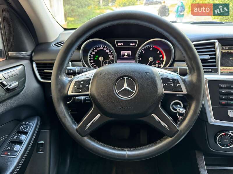 Внедорожник / Кроссовер Mercedes-Benz M-Class 2013 в Виннице