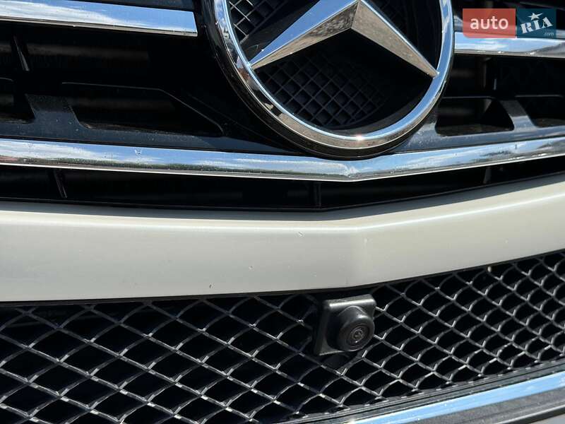 Внедорожник / Кроссовер Mercedes-Benz M-Class 2013 в Виннице