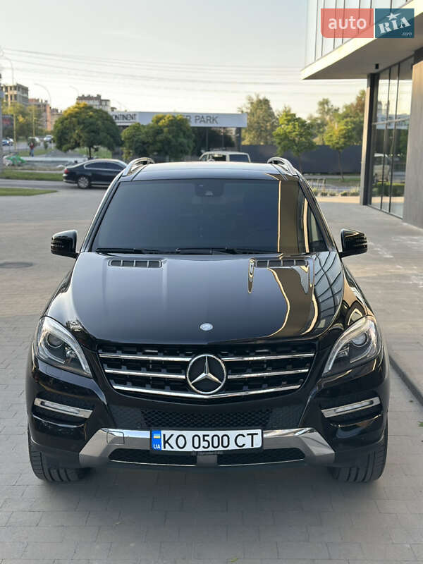 Внедорожник / Кроссовер Mercedes-Benz M-Class 2012 в Ужгороде