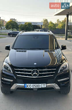 Внедорожник / Кроссовер Mercedes-Benz M-Class 2012 в 