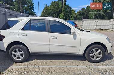 Внедорожник / Кроссовер Mercedes-Benz M-Class 2008 в 