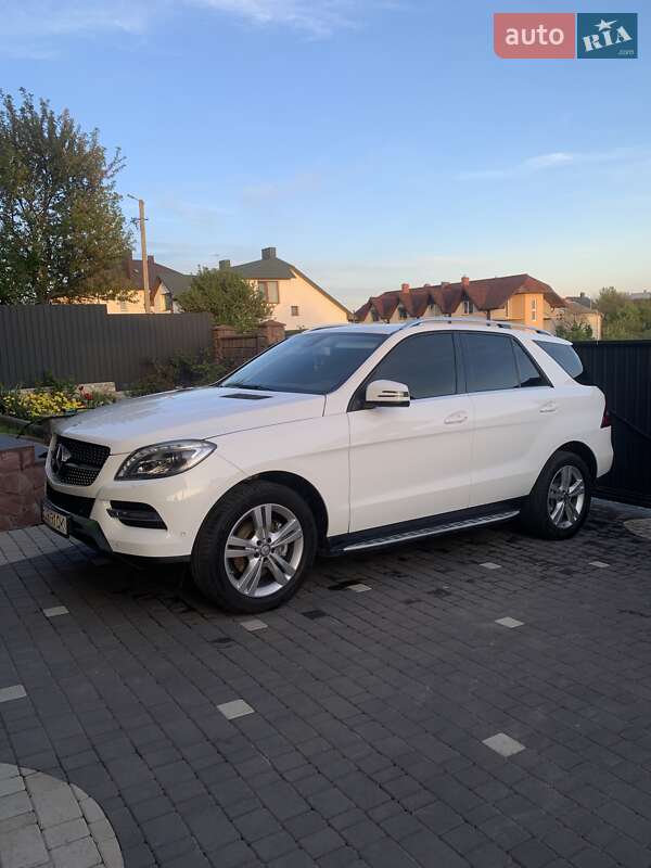 Внедорожник / Кроссовер Mercedes-Benz M-Class 2014 в Тернополе