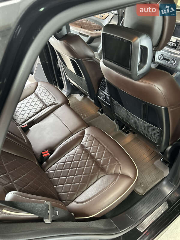 Внедорожник / Кроссовер Mercedes-Benz M-Class 2014 в Черновцах