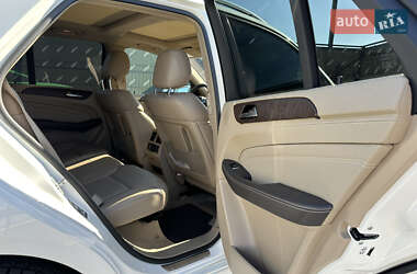 Внедорожник / Кроссовер Mercedes-Benz M-Class 2015 в 