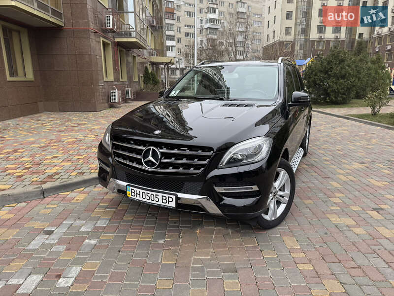 Внедорожник / Кроссовер Mercedes-Benz M-Class 2013 в Одессе