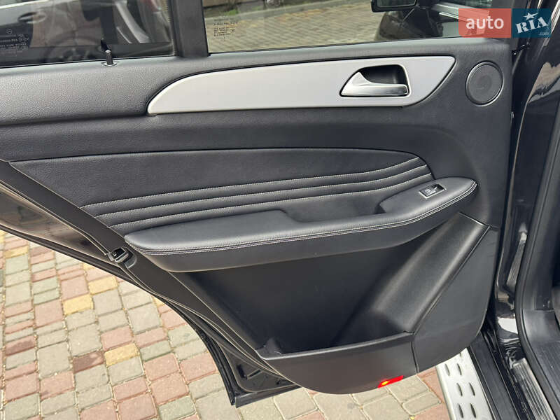 Внедорожник / Кроссовер Mercedes-Benz M-Class 2013 в Одессе