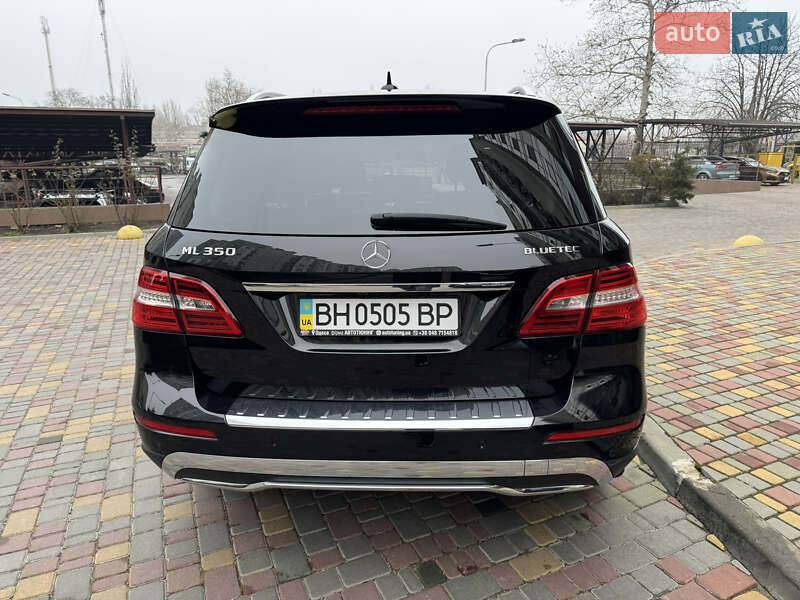 Внедорожник / Кроссовер Mercedes-Benz M-Class 2013 в Одессе