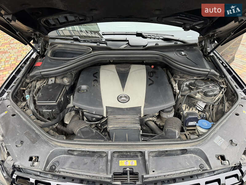 Внедорожник / Кроссовер Mercedes-Benz M-Class 2013 в Одессе