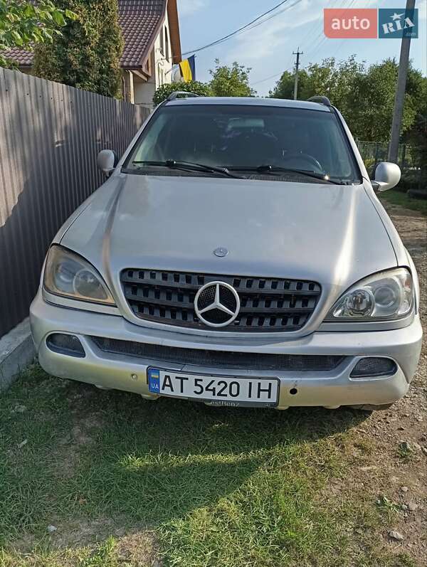 Позашляховик / Кросовер Mercedes-Benz M-Class 2000 в Надвірній