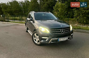 Позашляховик / Кросовер Mercedes-Benz M-Class 2013 в Харкові
