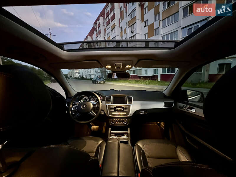 Позашляховик / Кросовер Mercedes-Benz M-Class 2013 в Харкові
