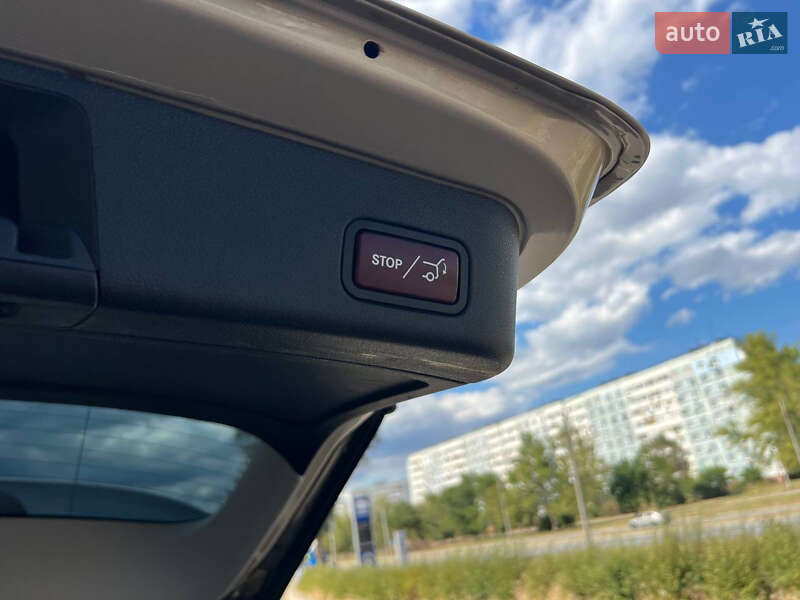 Внедорожник / Кроссовер Mercedes-Benz M-Class 2011 в Запорожье