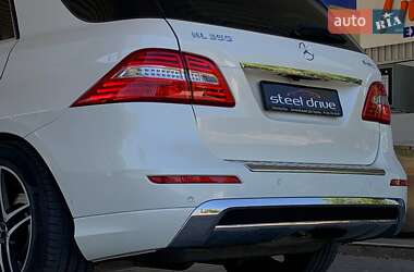 Внедорожник / Кроссовер Mercedes-Benz M-Class 2012 в 