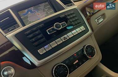 Внедорожник / Кроссовер Mercedes-Benz M-Class 2012 в 