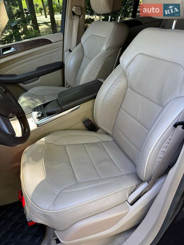 Внедорожник / Кроссовер Mercedes-Benz M-Class 2013 в Одессе