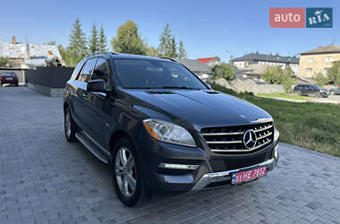 Внедорожник / Кроссовер Mercedes-Benz M-Class 2011 в 